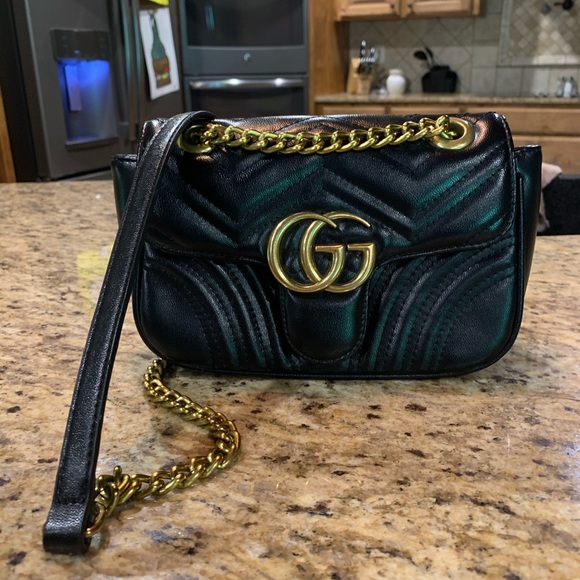 GG maramount small gucci purse!! - Picture 1 of 6